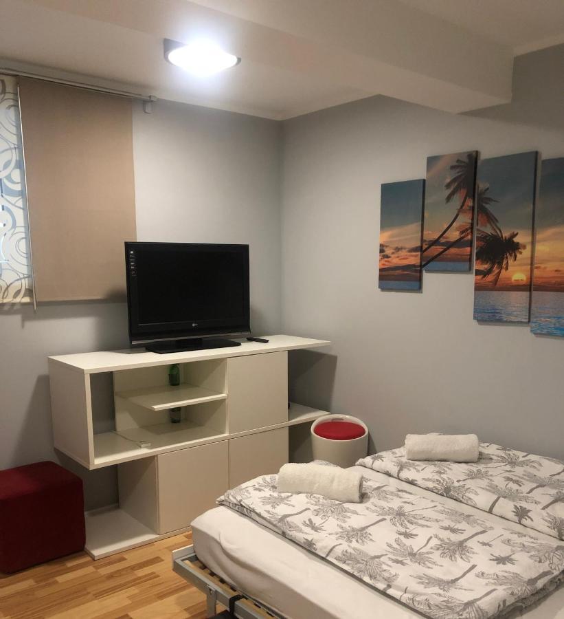 Apartment Red Square Ljubljana Dış mekan fotoğraf