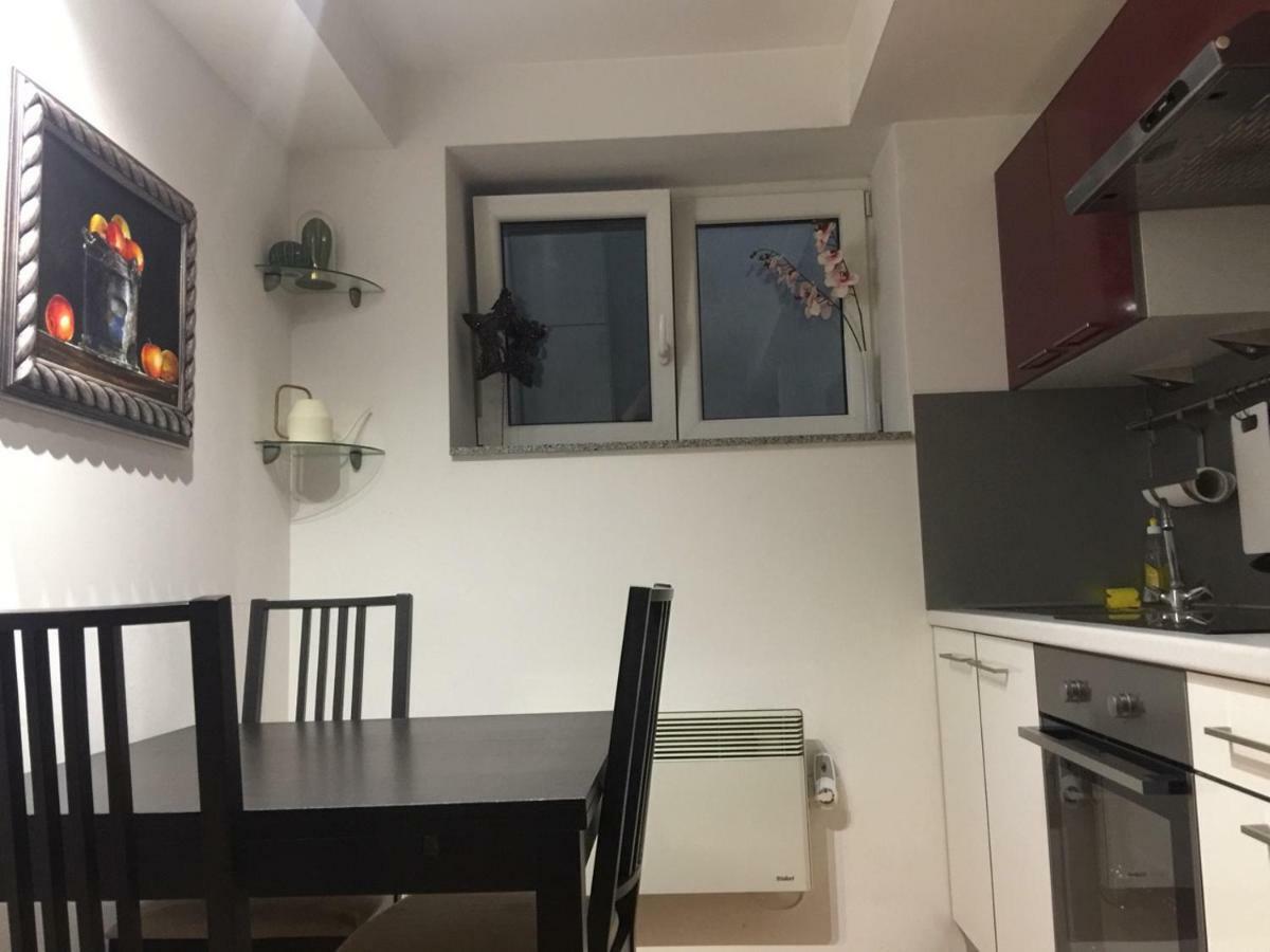 Apartment Red Square Ljubljana Dış mekan fotoğraf